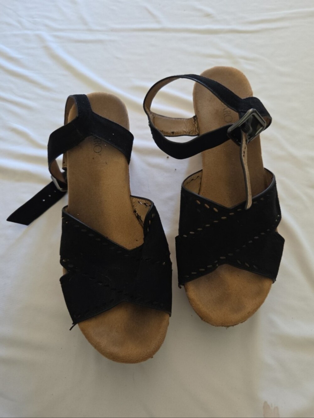 Pesaro women's size 8 black cork heels #AR3